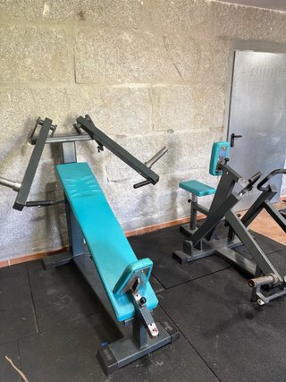 Equipo de gimnasio completo