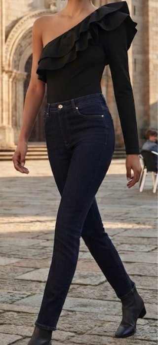 Body Zara volantes un hombro