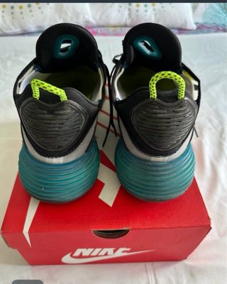 Zapatillas Nike Air Max 2090 Verde y Amarillo