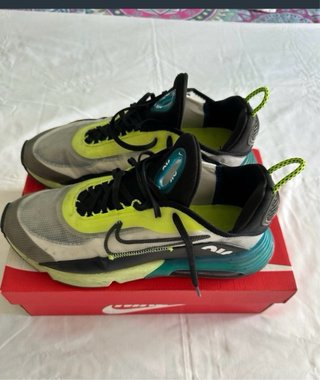 Zapatillas Nike Air Max 2090 Verde y Amarillo