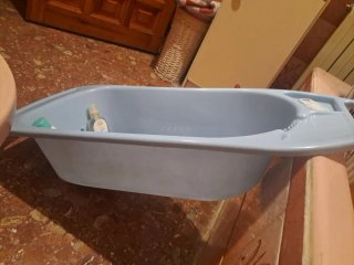 Bañera bebé azul con accesorios