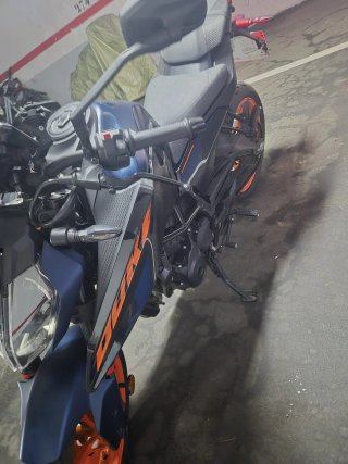KTM Duke 125 2025 Azul Naranja
