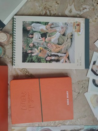 Fuori produzione!! Twice Season's Greetings 2022