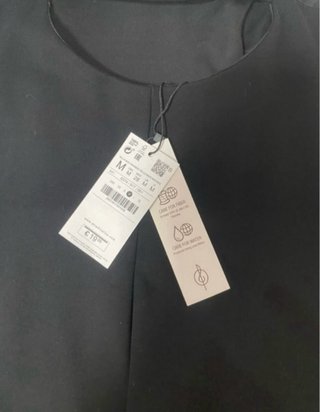 Vestido negro corto tirantes