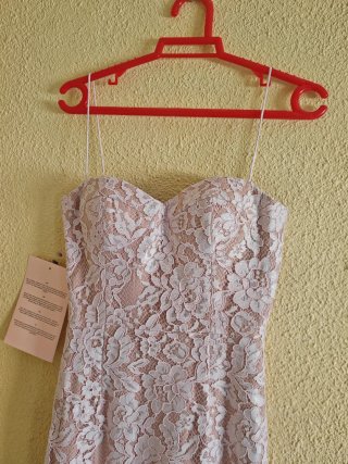 Vestido fiesta rosa encaje