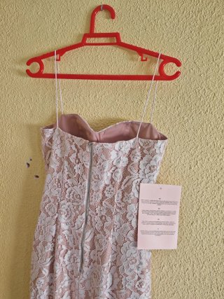 Vestido fiesta rosa encaje