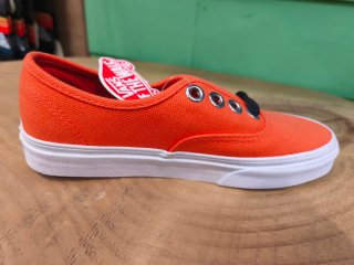 Zapatillas Vans Naranja y Blanco