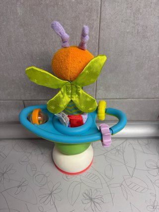 Juguete para trona Taf Toys con ventosa