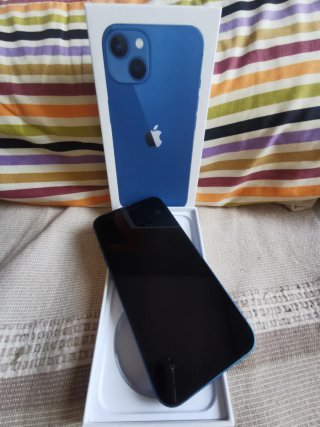 iPhone 13 Apple