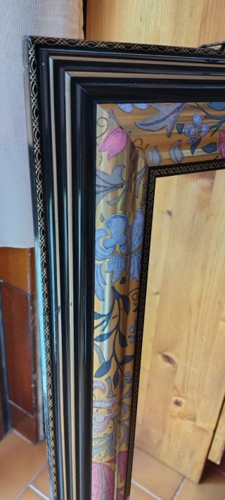 Cornice per specchio decorata oro e multicolor