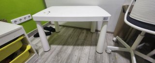 Mesa infantil blanca