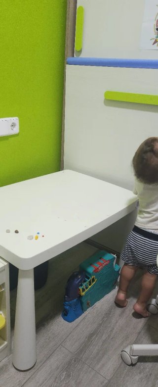 Mesa infantil blanca