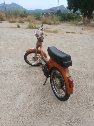 Vespino GL Naranja Rieju. Aprilia.