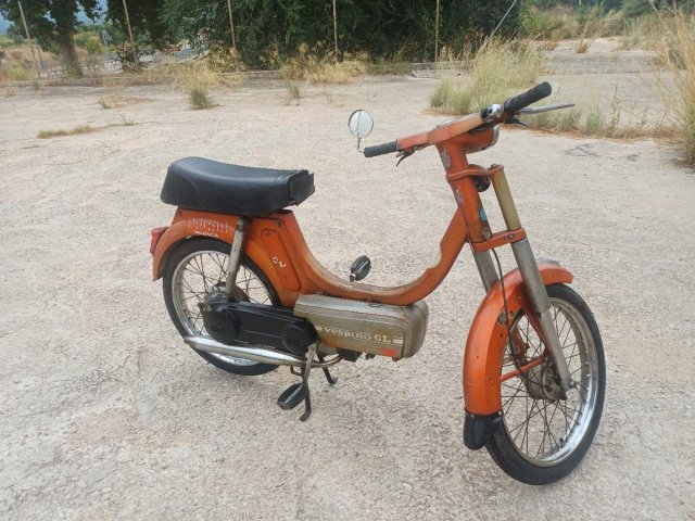 Vespino GL Naranja Rieju. Aprilia.