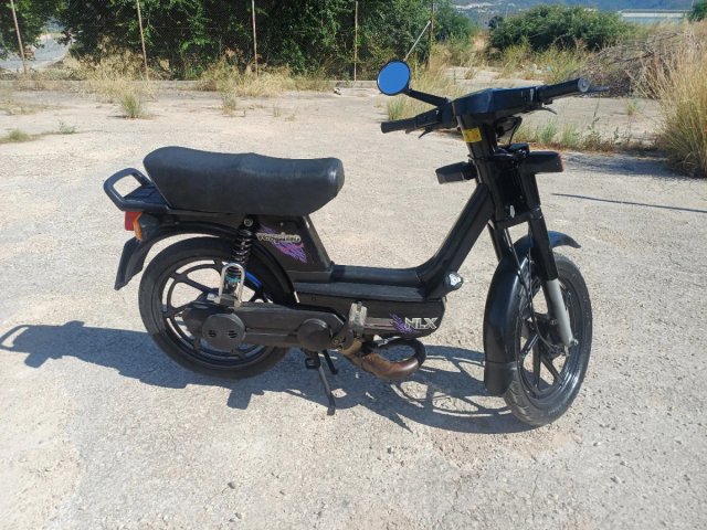 Vespino GL Naranja Rieju. Aprilia.