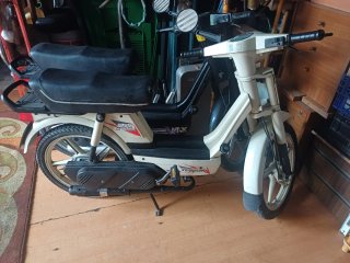 Vespino GL Naranja Rieju. Aprilia.
