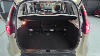 Renault Scenic 2012