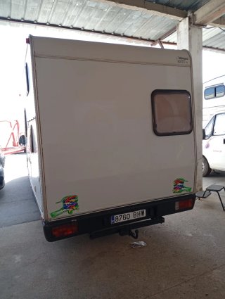 Vendo autocaravana capuchina