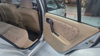Nissan Primera 1999