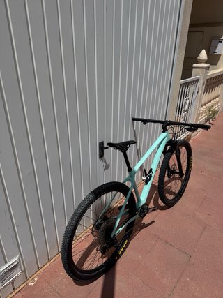 Bicicleta Orbea Alma H30 Carbono M