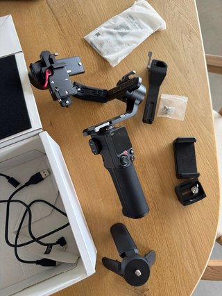 DJI RS 3 Mini Stabilizzatore per Fotocamera Immacolato