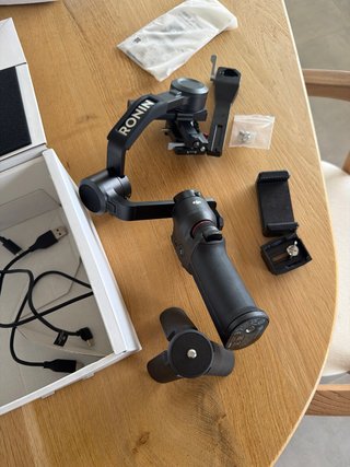 DJI RS 3 Mini Stabilizzatore per Fotocamera Immacolato