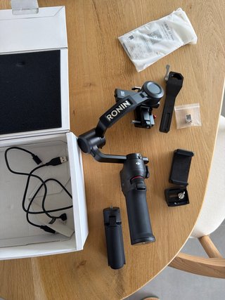 DJI RS 3 Mini Stabilizzatore per Fotocamera Immacolato