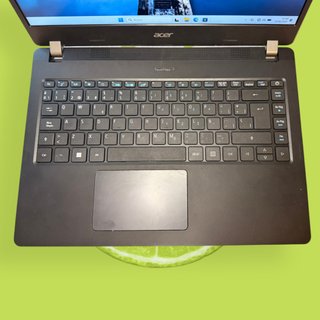 Oferta!! Acer TravelMate P214-53 i3 8GB 256GB NVMe
