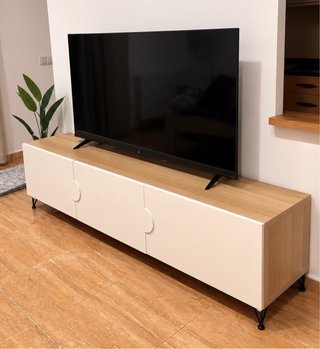 Mueble TV comedor beige y madera
