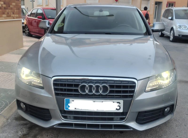 Audi A4 2008 - foto 1