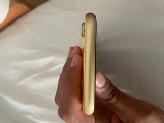 Apple iPhone XR giallo