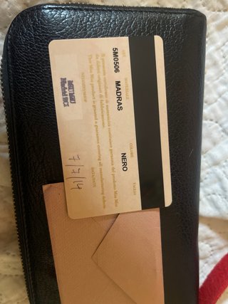 Cartera Miu Miu Piel Negra Cremallera