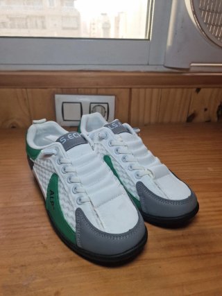 Zapatillas grises de verano