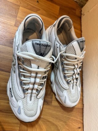 New Balance 1000 Talla 42 Gris Blanco