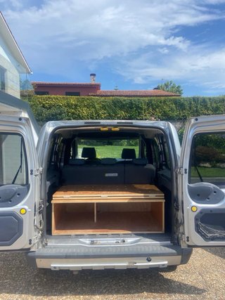 Furgoneta ford tourneo connect camperizada simple