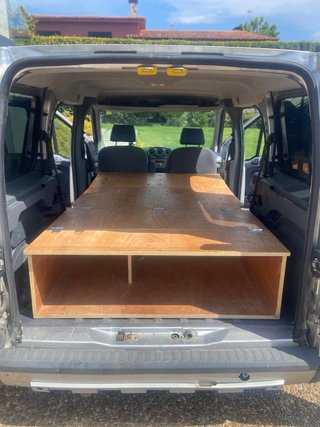 Furgoneta ford tourneo connect camperizada simple