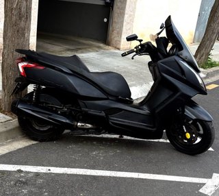 Kymco Superdink 300i ABS 2015 Negra