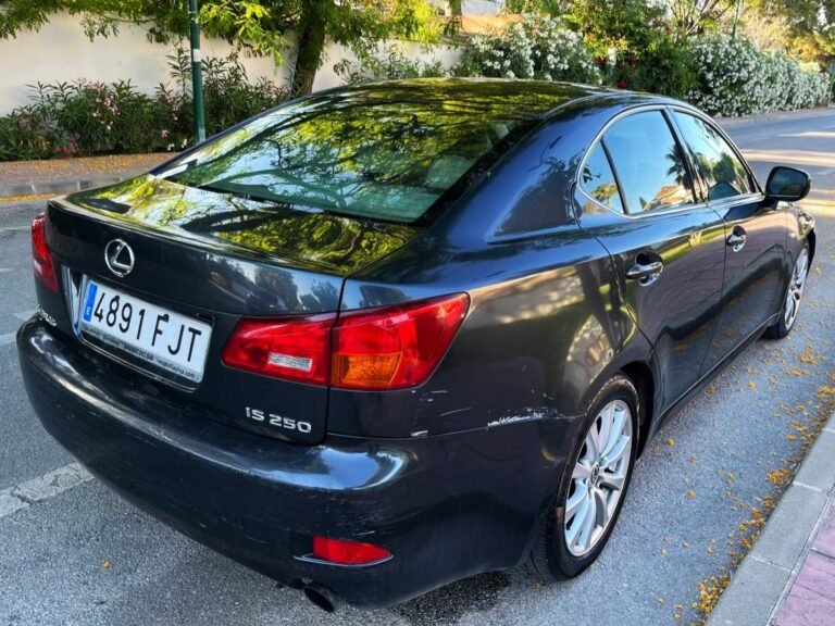 Lexus IS 2007, foto 2