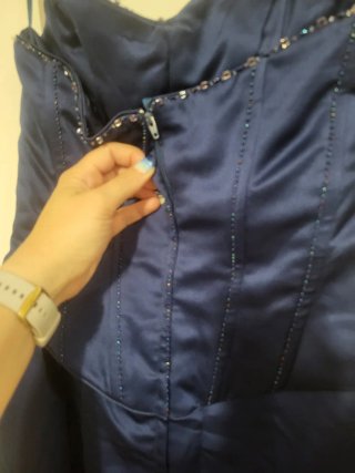 Vestido de fiesta satén bordado