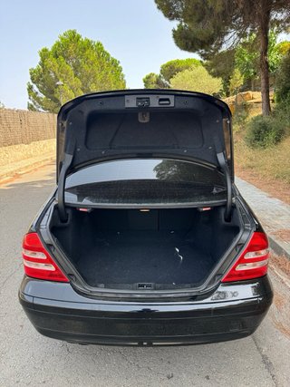 Mercedes-Benz Clase C180K IMPECABLE ESTADO !!