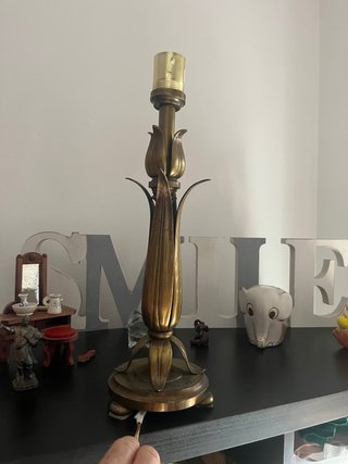Lámpara de mesa cobre antigua