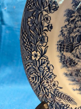 Prato Porcelana Inglesa Azul e Branco