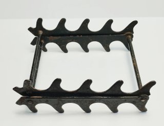 Soporte para navajas de afeitar antiguo.