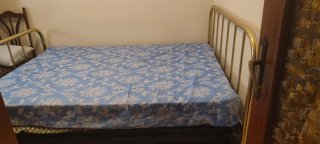Cama 1.35 Bronce bien cuidada.