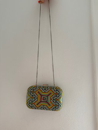Clutch bordado multicolor