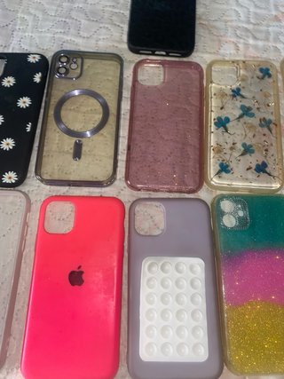 Custodie per iPhone 11 (varie versioni)