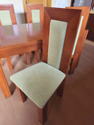 Mesa de comedor y 6 sillas