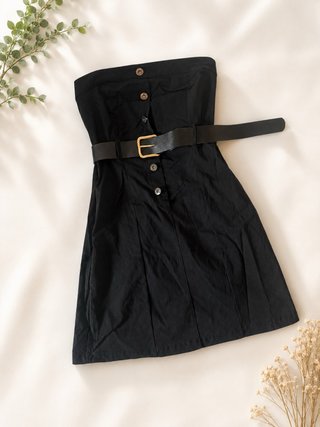 Vestido negro palabra de honor con cinturón