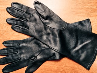 Guantes negros mujer