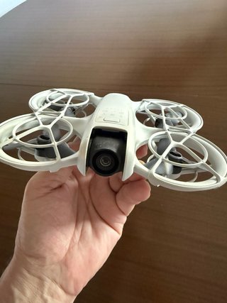 Mini drone DJI Neo bianco